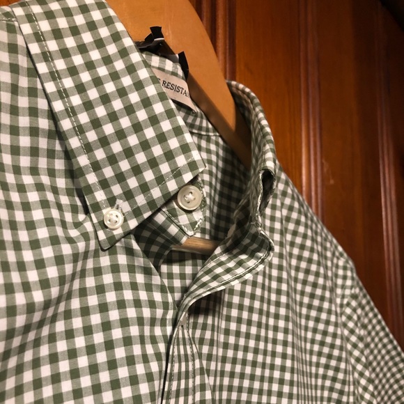 L.L. Bean Men’s button up short sleeve shirt - Picture 4 of 6